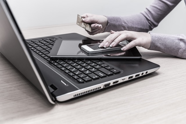 online shopping 6801354 640